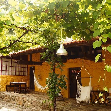 Casa Do Piano Guest House Longos Exterior photo