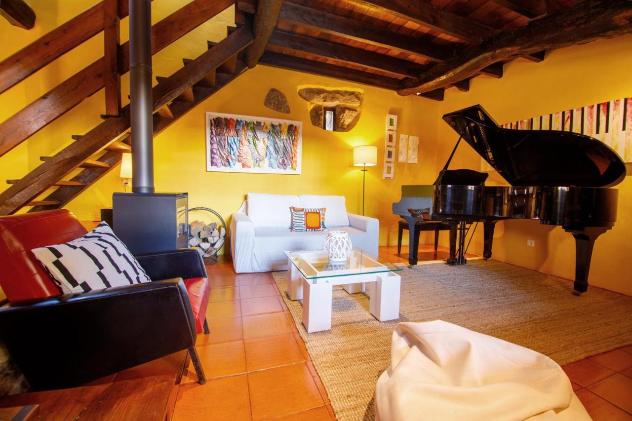 Casa Do Piano Guest House Longos Exterior photo