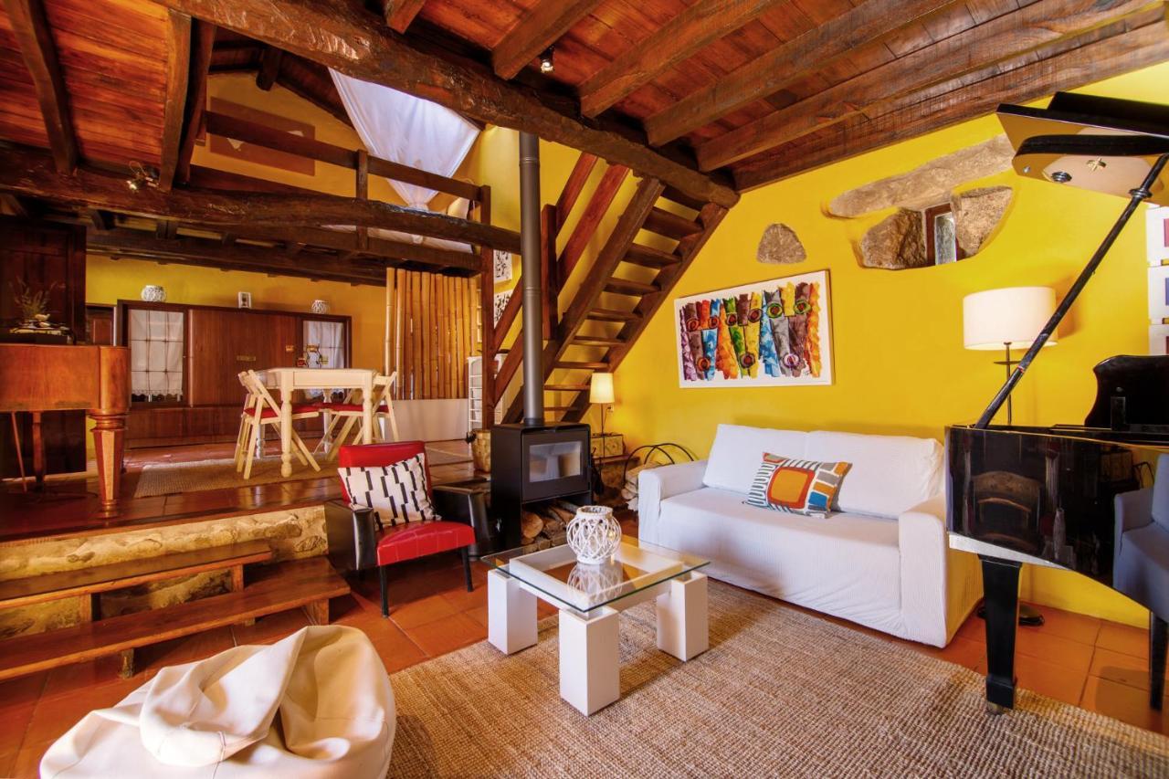 Casa Do Piano Guest House Longos Exterior photo