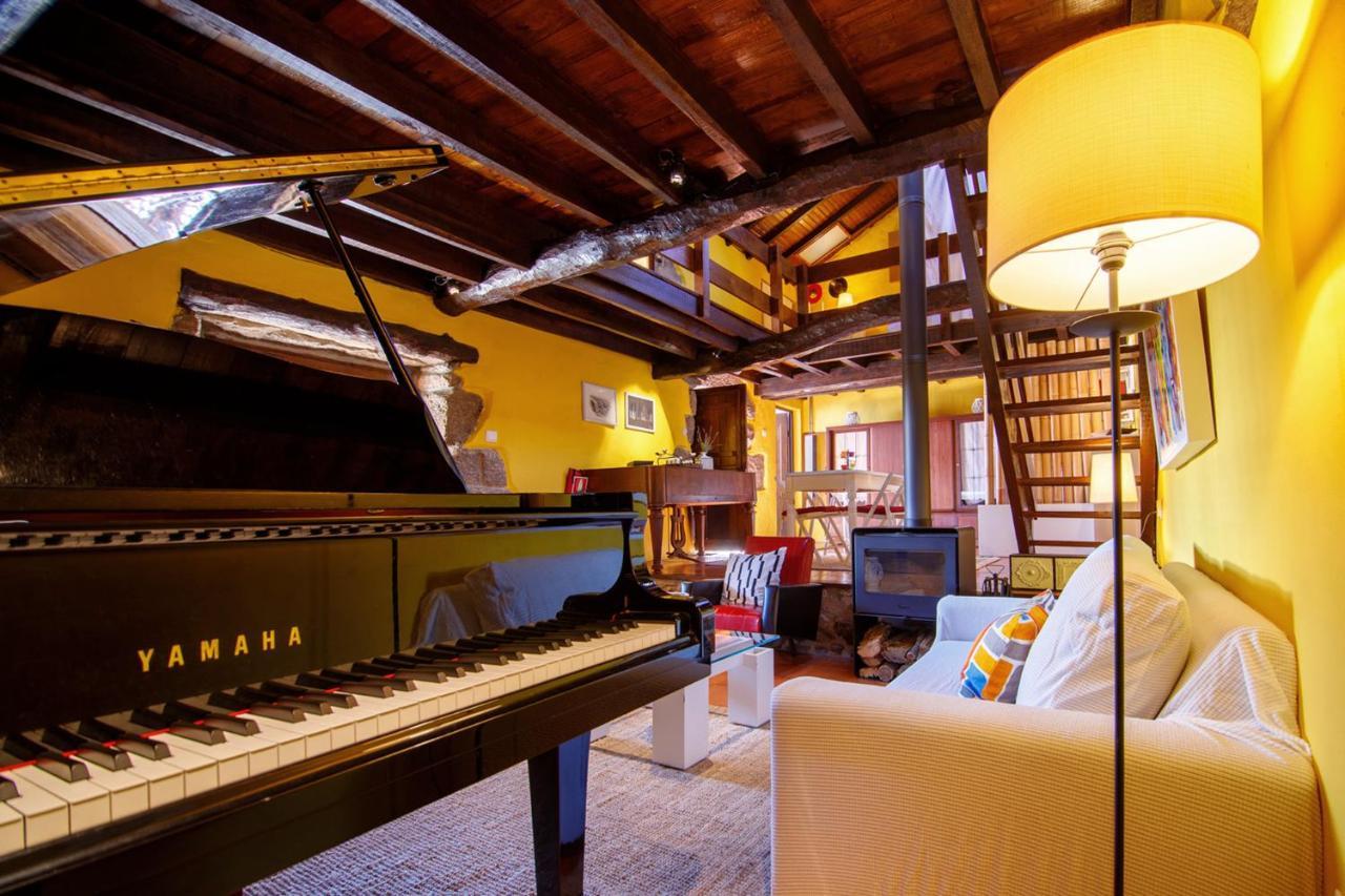 Casa Do Piano Guest House Longos Exterior photo