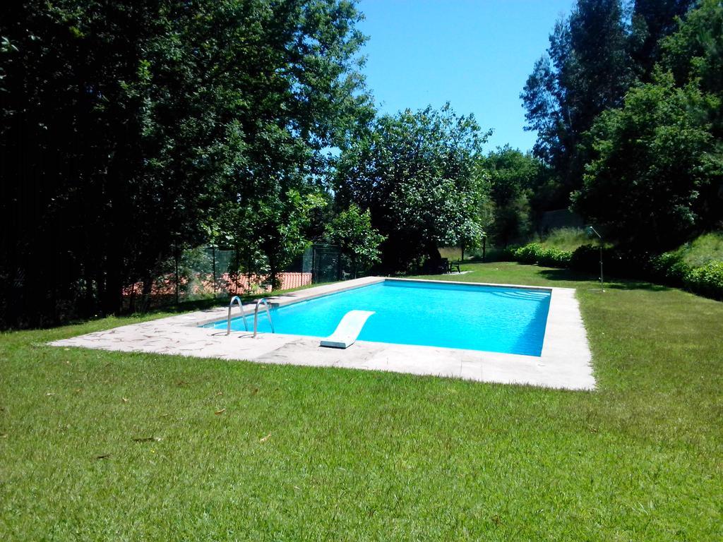 Casa Do Piano Guest House Longos Exterior photo